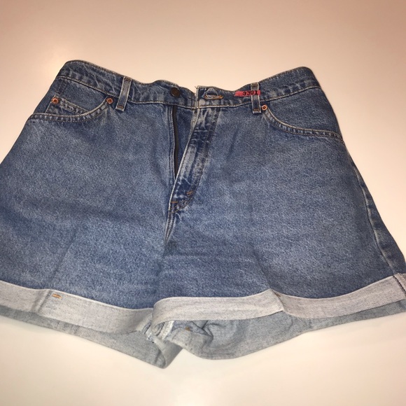 Levi’s Orange Tab High Waist Jeans Shorts - Picture 3 of 8